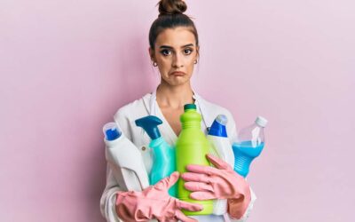Antibacterial Cleaner vs Disinfectant: Key Differences